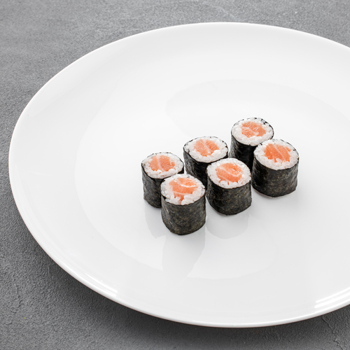 Order Maki roll with salmon