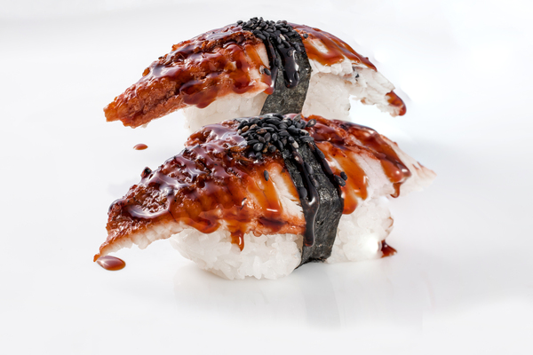 Nigiri de anguila